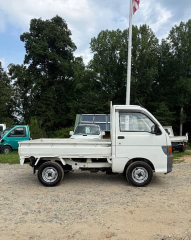 1995 Daihatsu Hijet JDM car for sale — photo 4 of 18