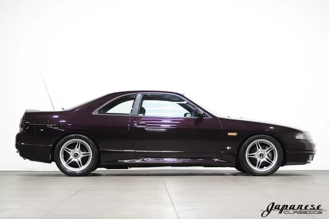 1993 Nissan Skyline JDM car for sale — photo 5 of 25