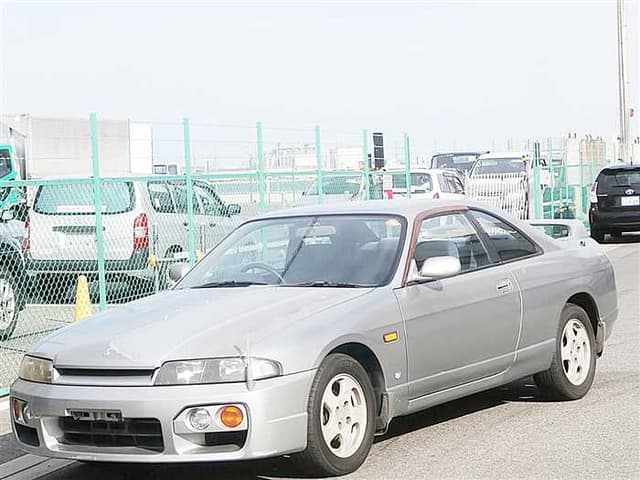 1996 Nissan Skyline JDM car for sale — photo 4 of 25