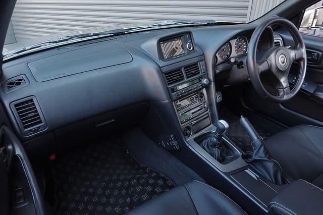 2002 Nissan Skyline JDM car for sale — photo 22 of 25