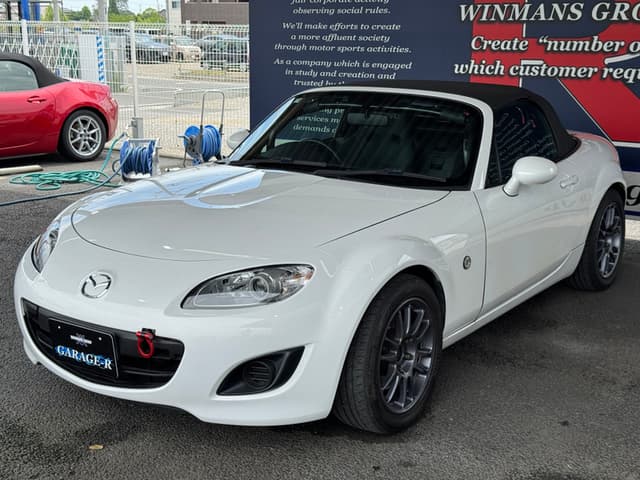 2011 Mazda Roadster (Eunos Roadster / MX-5) JDM car for sale — photo 24 of 25