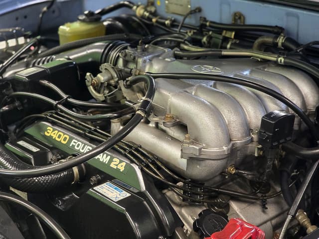 1996 Toyota Hilux Surf JDM car for sale — photo 8 of 25