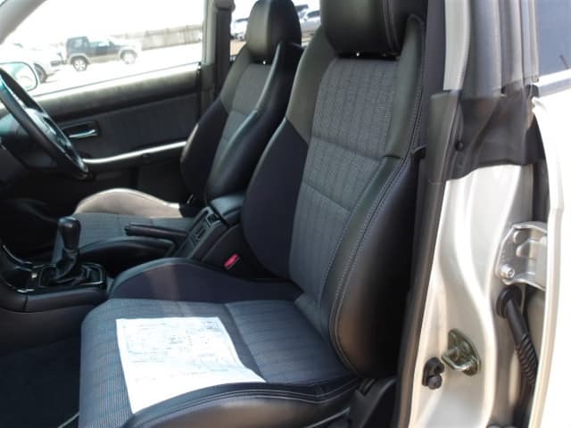 2001 Subaru Legacy JDM car for sale — photo 6 of 13