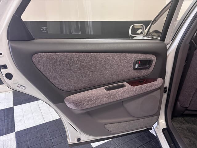 2000 Toyota Cresta JDM car for sale — photo 16 of 25