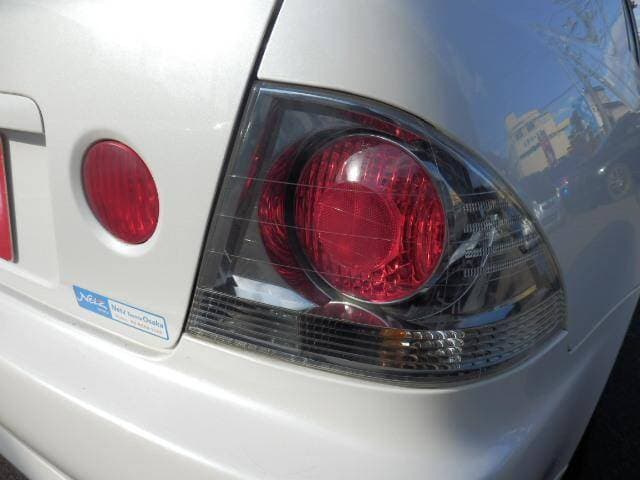 2001 Toyota Altezza JDM car for sale — photo 20 of 20