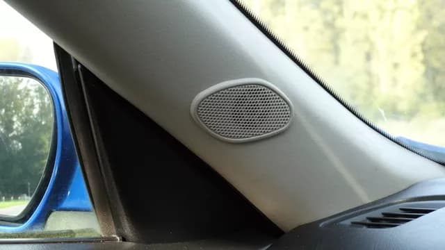 2000 Nissan Stagea JDM car for sale — photo 18 of 24