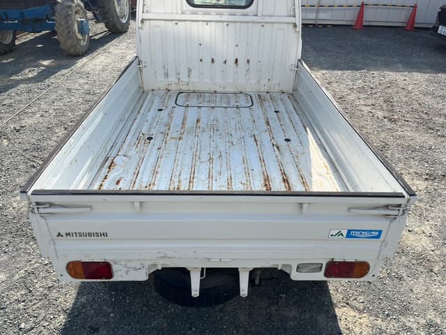 1997 Mitsubishi Minicab JDM car for sale — photo 7 of 25