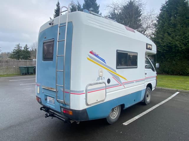1995 Mitsubishi Delica JDM car for sale — photo 4 of 10