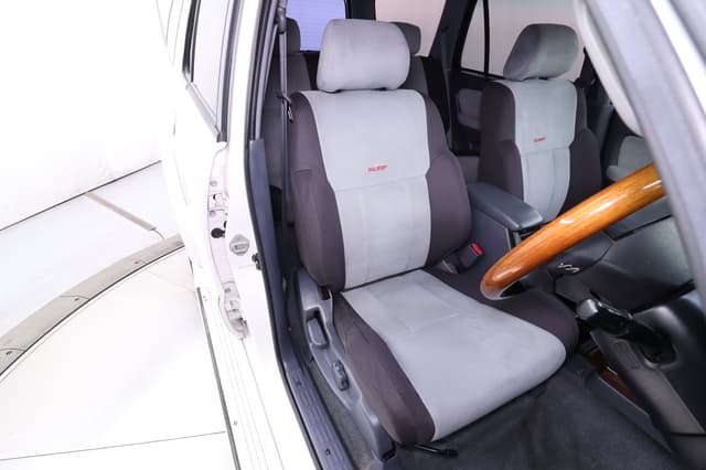 1999 Toyota Hilux Surf JDM car for sale — photo 17 of 25