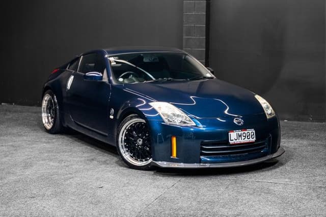 2007 Nissan Fairlady Z JDM car for sale — photo 5 of 17