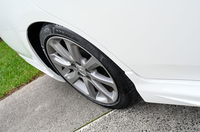 2008 Toyota Crown JDM car for sale — photo 4 of 25