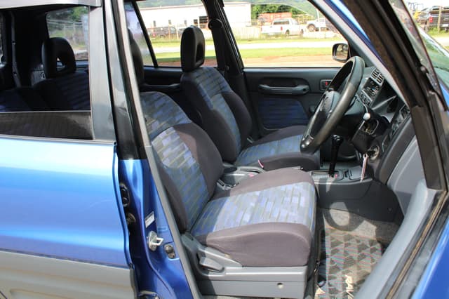 1996 Toyota RAV4 JDM car for sale — photo 13 of 22