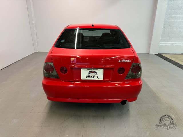 1999 Toyota Altezza JDM car for sale — photo 17 of 25