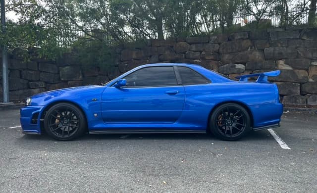 1999 Nissan Skyline JDM car for sale — photo 10 of 21