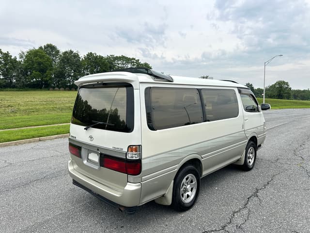 1999 Toyota HiAce JDM car for sale — photo 5 of 20