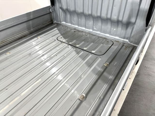 2001 Daihatsu Hijet JDM car for sale — photo 8 of 25