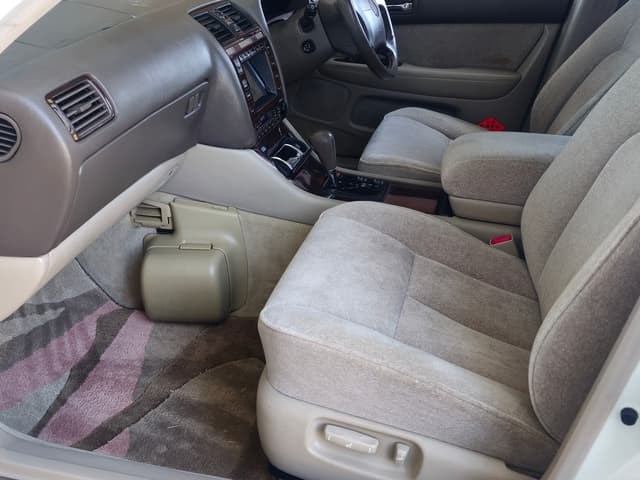 1995 Toyota Celsior JDM car for sale — photo 6 of 44