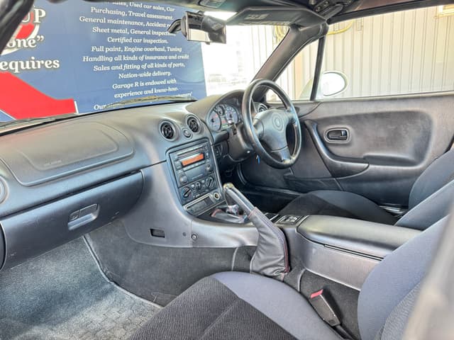 1998 Mazda Roadster (Eunos Roadster / MX-5) JDM car for sale — photo 12 of 25