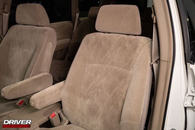 2001 Honda Odyssey JDM car for sale — photo 16 of 23