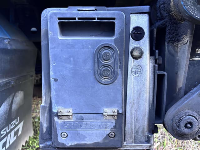 1999 Isuzu Elf JDM car for sale — photo 24 of 25