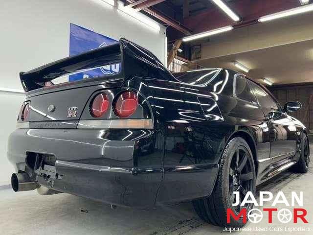1995 Nissan Skyline JDM car for sale — photo 2 of 13