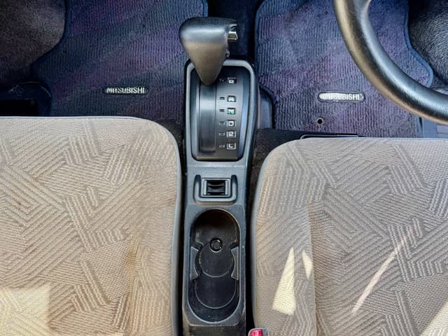 1999 Mitsubishi Town Box JDM car for sale — photo 24 of 25