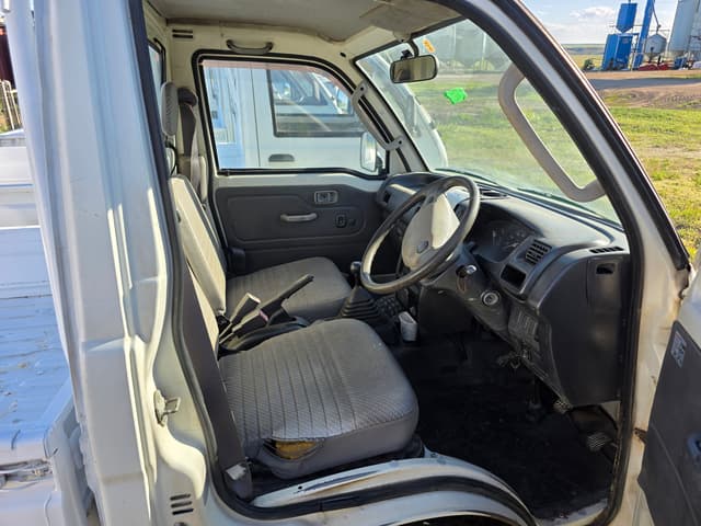 2000 Daihatsu Hijet JDM car for sale — photo 12 of 16