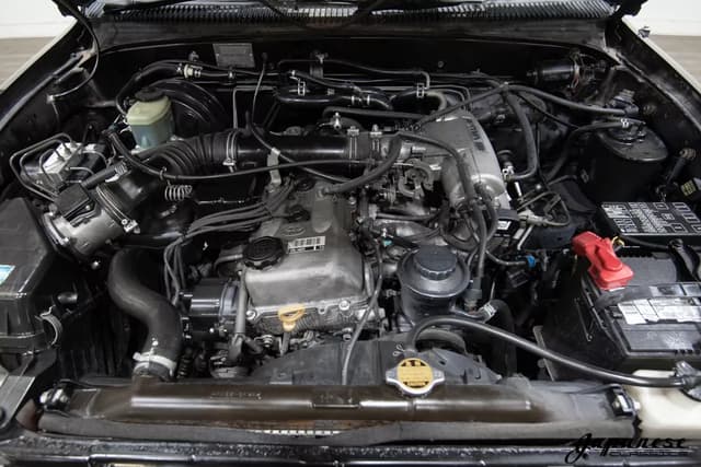 1997 Toyota Hilux Surf JDM car for sale — photo 25 of 25