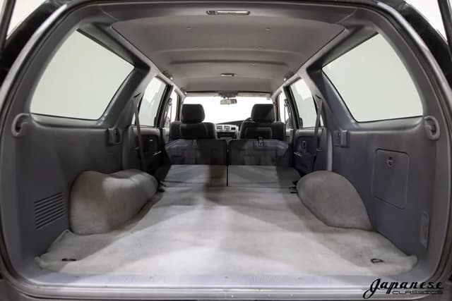 1998 Toyota Hilux Surf JDM car for sale — photo 21 of 25