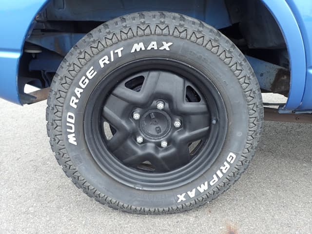 1999 Suzuki Jimny JDM car for sale — photo 11 of 25