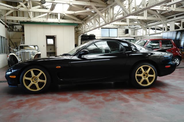 1996 Mazda RX-7 JDM car for sale — photo 9 of 25