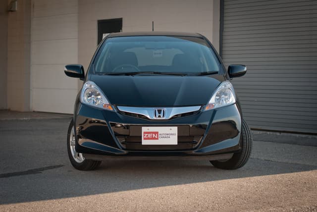 2010 Honda Fit JDM car for sale — photo 5 of 25