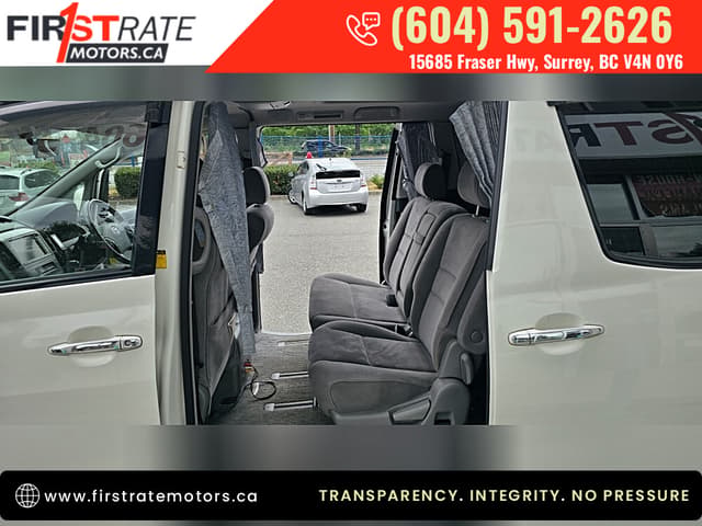 2006 Toyota Alphard JDM car for sale — photo 13 of 22