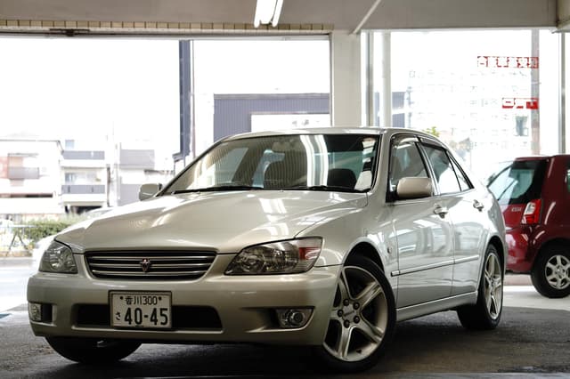 1999 Toyota Altezza JDM car for sale — photo 23 of 23