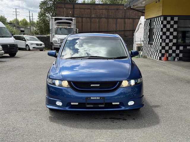 2006 Honda Odyssey JDM car for sale — photo 2 of 10