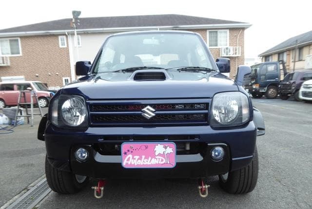 2010 Suzuki Jimny JDM car for sale — photo 8 of 25