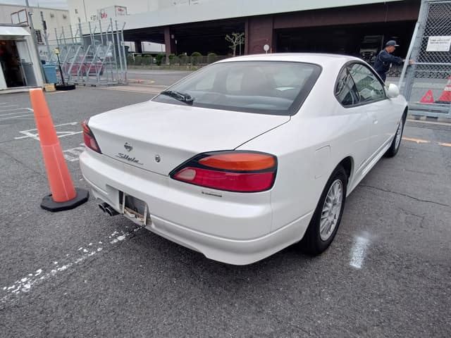 2001 Nissan Silvia JDM car for sale — photo 3 of 10
