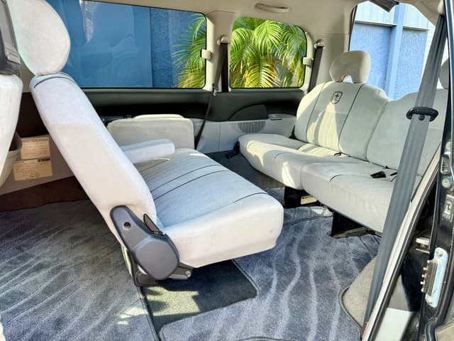 2000 Mitsubishi Delica JDM car for sale — photo 20 of 25