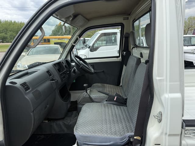 2008 Daihatsu Hijet JDM car for sale — photo 10 of 11