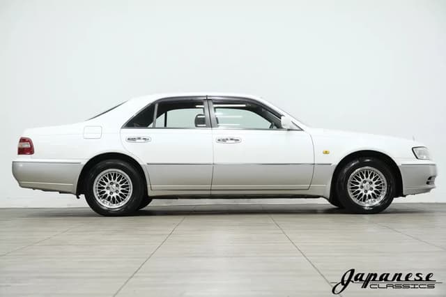 1997 Nissan Cima JDM car for sale — photo 5 of 25
