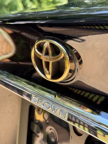 2000 Toyota Crown JDM car for sale — photo 22 of 25