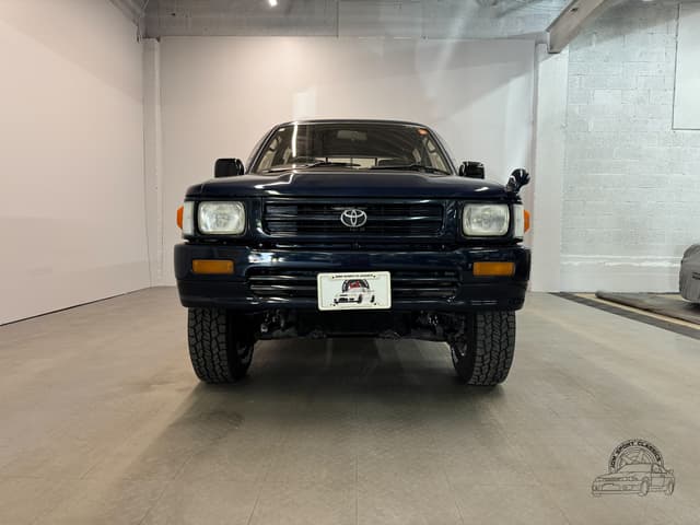 1993 Toyota Hilux JDM car for sale — photo 6 of 25