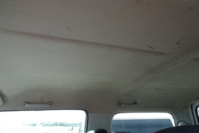 2007 Suzuki Jimny JDM car for sale — photo 24 of 25