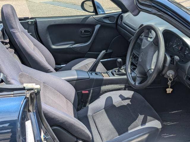 1998 Mazda Roadster (Eunos Roadster / MX-5) JDM car for sale — photo 6 of 20