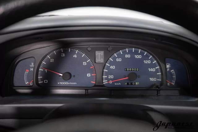 1999 Toyota Hilux JDM car for sale — photo 16 of 25