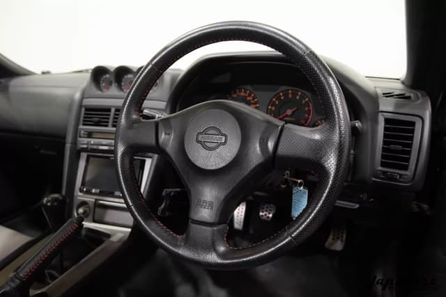 1998 Nissan Skyline JDM car for sale — photo 14 of 25