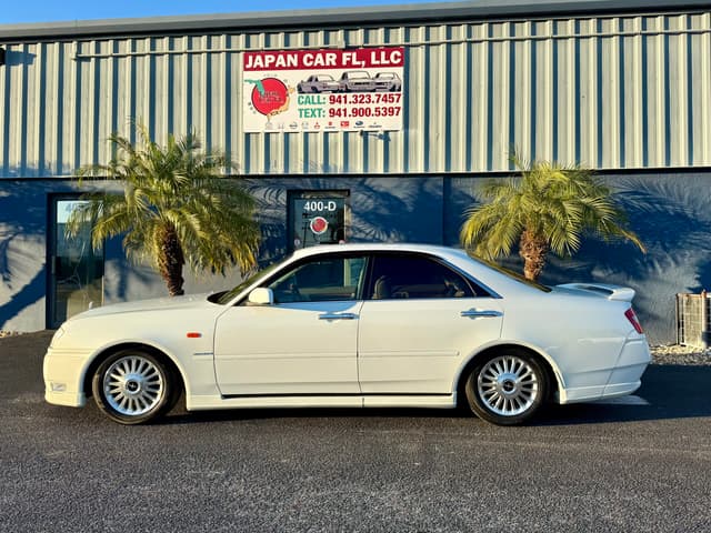 2000 Nissan Cedric JDM car for sale — photo 11 of 22