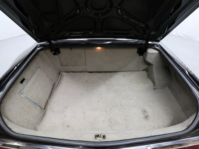 1988 Nissan President JDM car for sale — photo 25 of 25