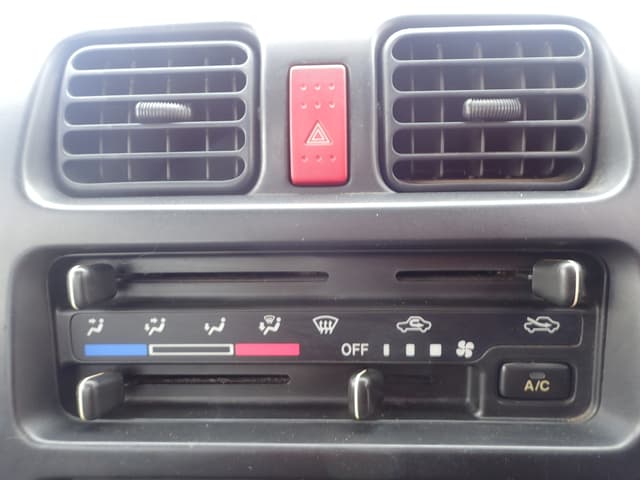 2005 Suzuki Carry JDM car for sale — photo 17 of 25