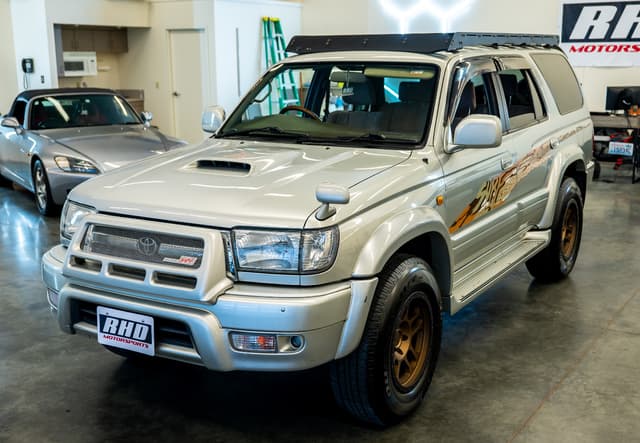 1998 Toyota Hilux Surf JDM car for sale — photo 3 of 24